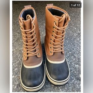 Sorel women's 7.5 rain snow insulated CVS 1964 Boot super condition